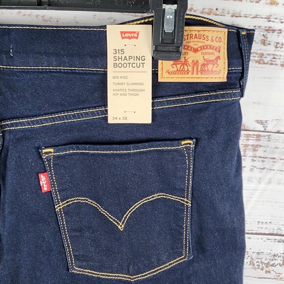 NWT Levi's 315 Shaping Bootcut Jeans 34x32 Dark Wash Hypersoft Sculpt Stretch - Picture 5 of 14